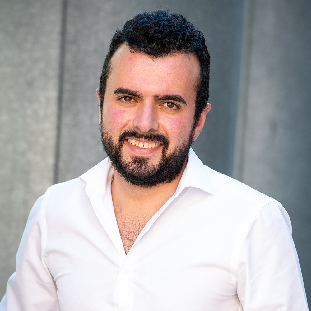 Mike Chakhoyan LLM Student